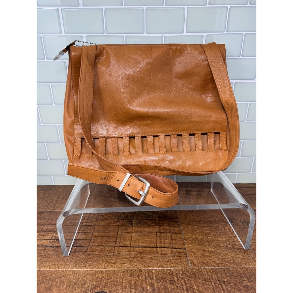 VTG Y2K Kenneth Cole New York Dual Magnetic Flap Cognac Leather Crossbody Bag